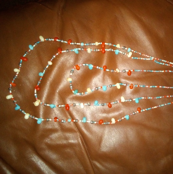 Necklace and bracelet set - Picture 5 of 8